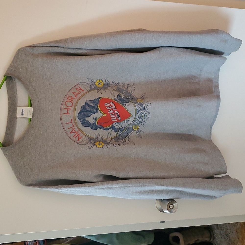 Official Niall Horan Flicker World Tour Crew Neck